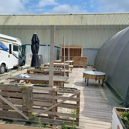 Stoke Travel's Amsterdam * Halfweg